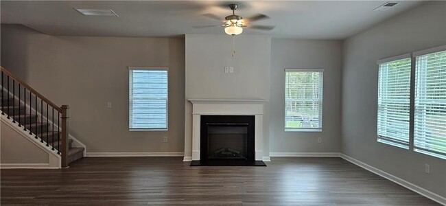 Building Photo - 1006 Northfield Dr