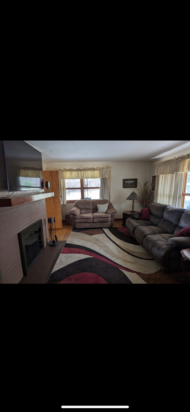 Building Photo - 226 Old Gray Station Rd