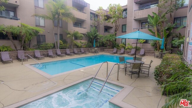 Building Photo - 8300 Manitoba St