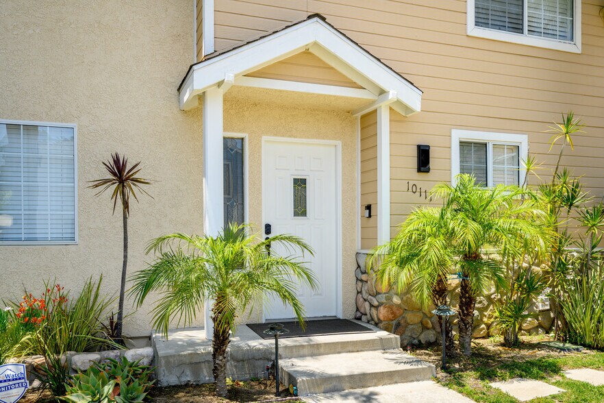 Building Photo - 10111 France Ave