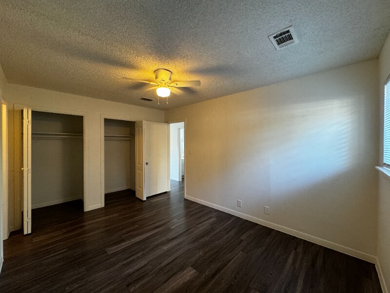 Building Photo - 313 Flournoy Dr