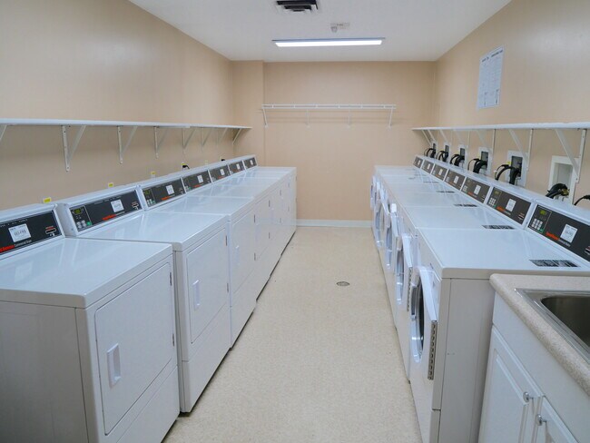 Laundry Machines - 400 S Lafayette St