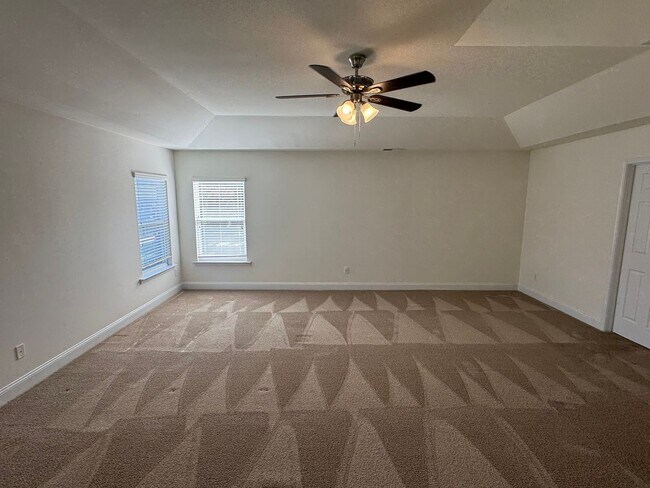 Building Photo - 6622 Latherton Ln