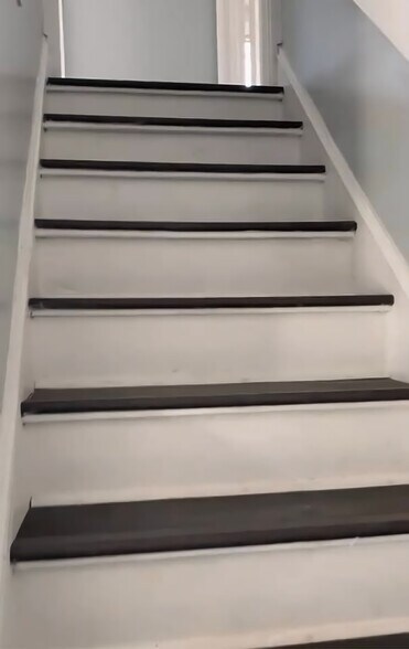 Building Photo - 201 Coulbourn Mill Rd