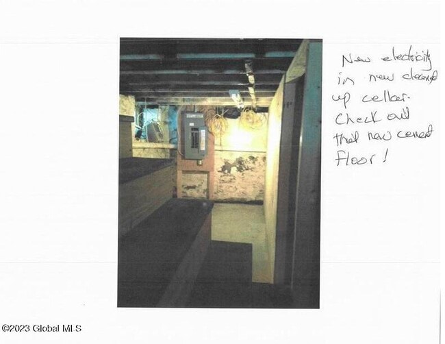 Building Photo - 48 Salem St