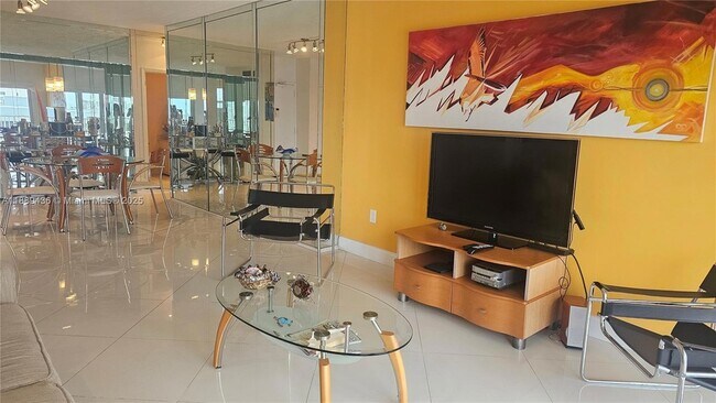 Building Photo - 1980 S Ocean Dr