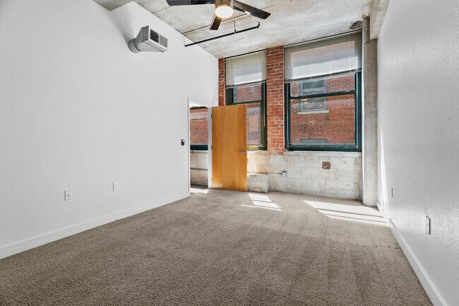 Bedroom - Opera House - Unity Lofts