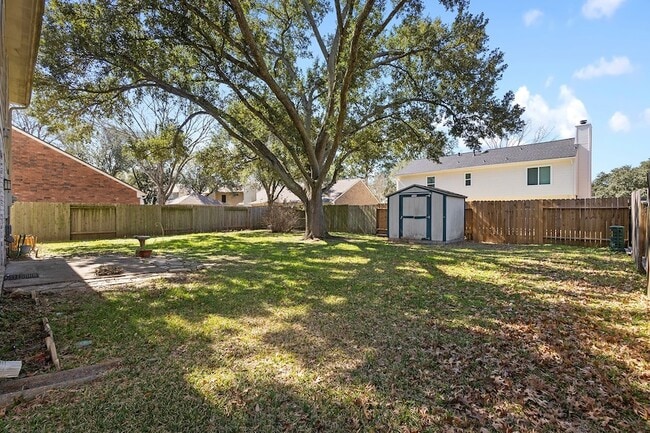 Building Photo - 22919 Garden Canyon Dr