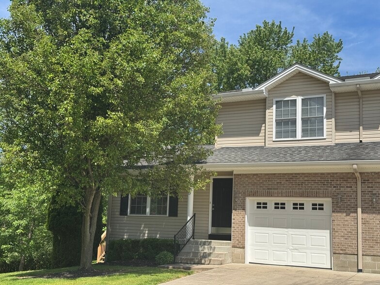 Front view of 1343 Easy St. - 1343 Easy St