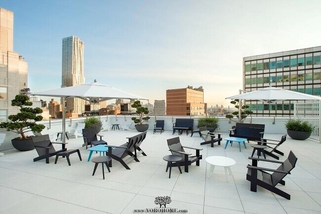 Building Photo - 3 bedroom in NEW YORK NY 10038