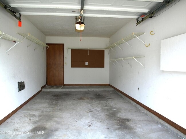 Building Photo - 9010 Wedgewood Pl