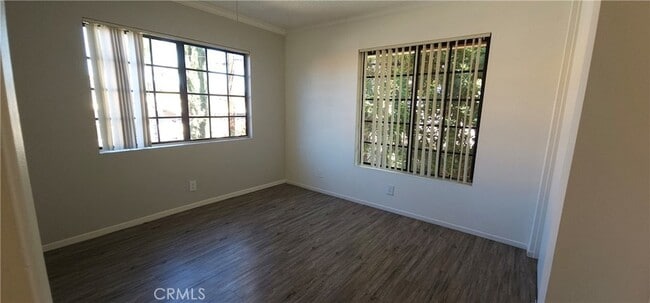 Building Photo - 1112 Turquoise St