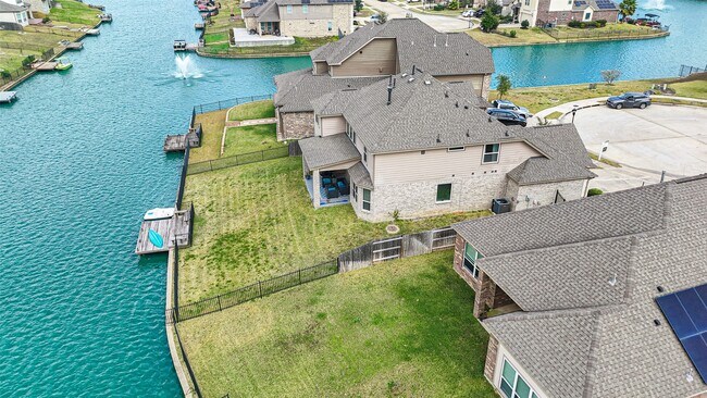 Building Photo - 3723 Lake Varano Cir