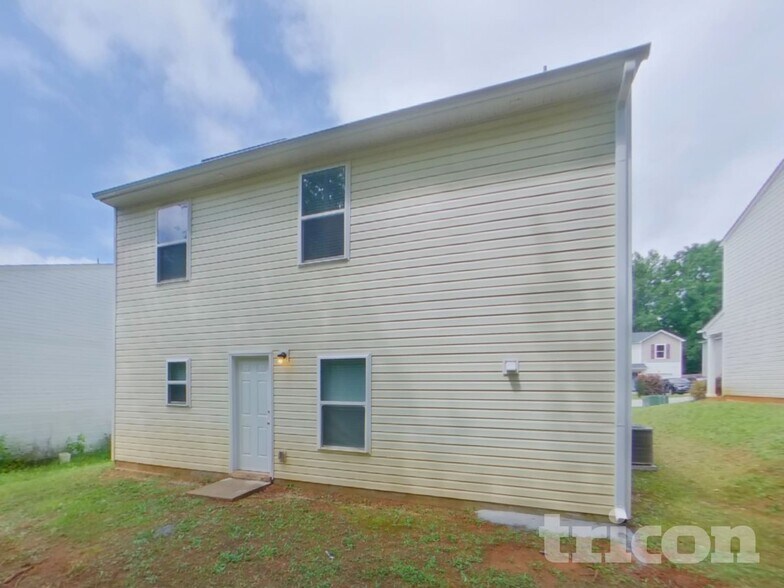 Building Photo - 316 Cedar Ridge