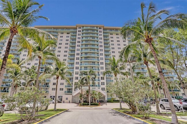 Building Photo - 19390 Collins Ave