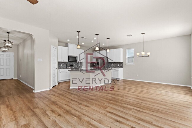 Building Photo - Large 3 bedroom close to I-35 in Belton