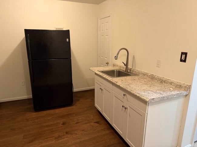 Building Photo - 4676 Deerwatch Dr