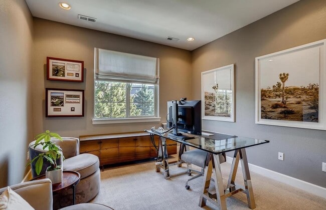 Building Photo - Executive & Modern 5BR/4BA Luxury Home. MO...