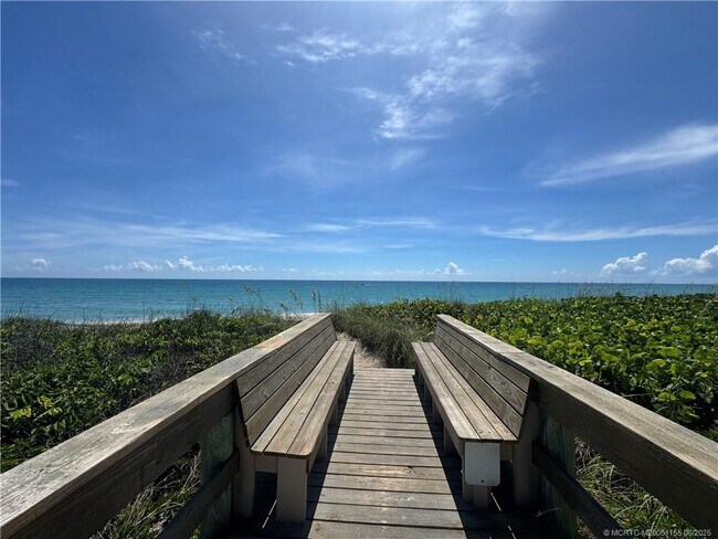 Primary Photo - 1501 NE Ocean Blvd