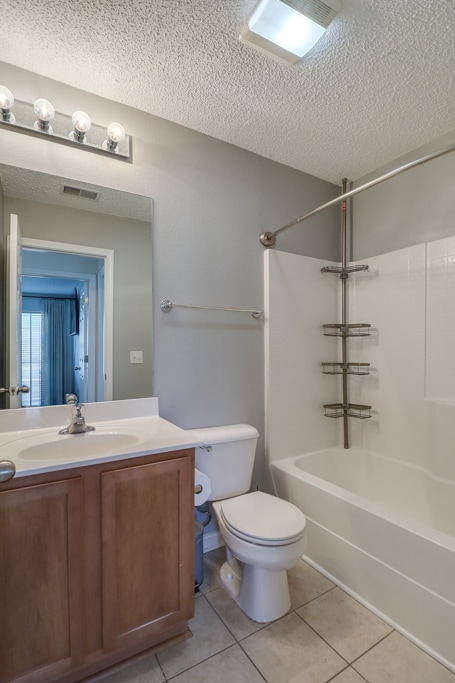 Building Photo - 1135 Canyon Oak Loop