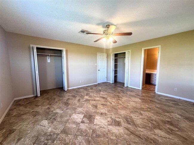 Building Photo - 11651 FM 1371