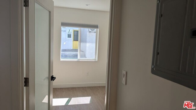 Building Photo - 1125 Lodi Pl