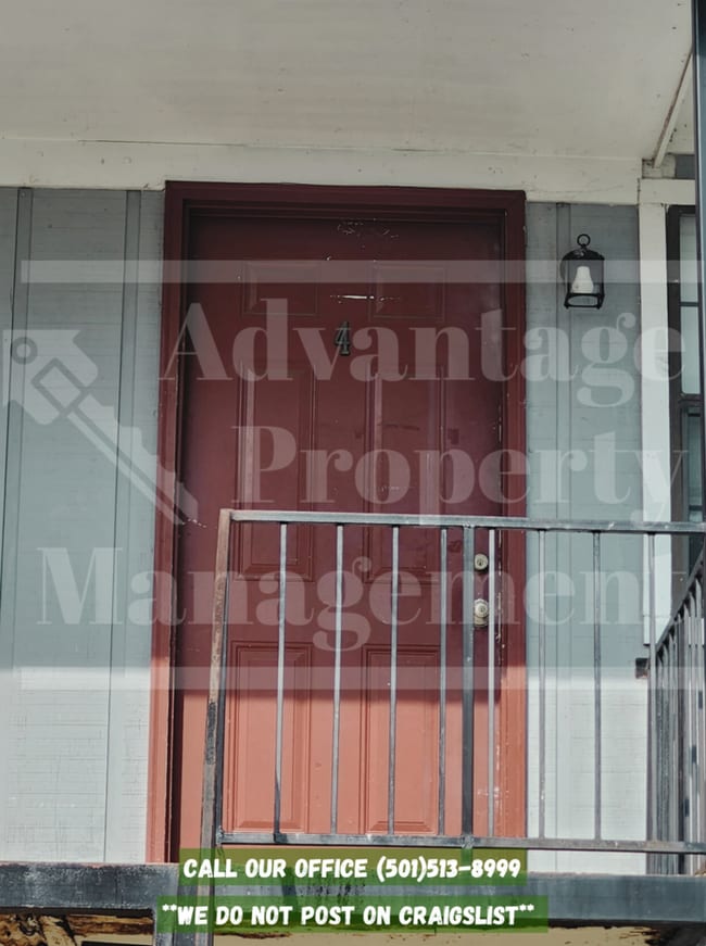 Building Photo - 603 5th Ave