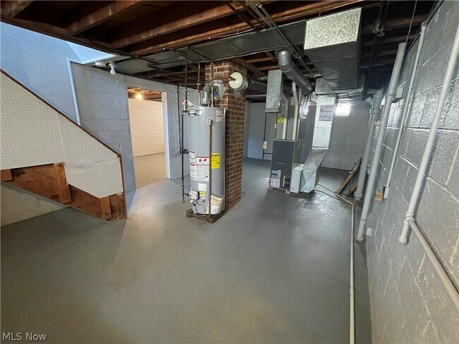 Building Photo - 13407 Woodward Blvd