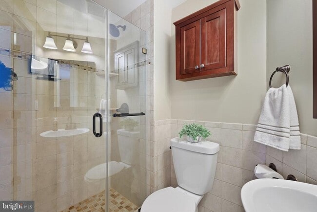 Building Photo - 7137 Murray Ln