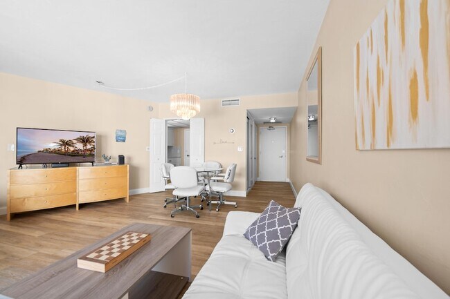 Building Photo - 3700 Galt Ocean Dr