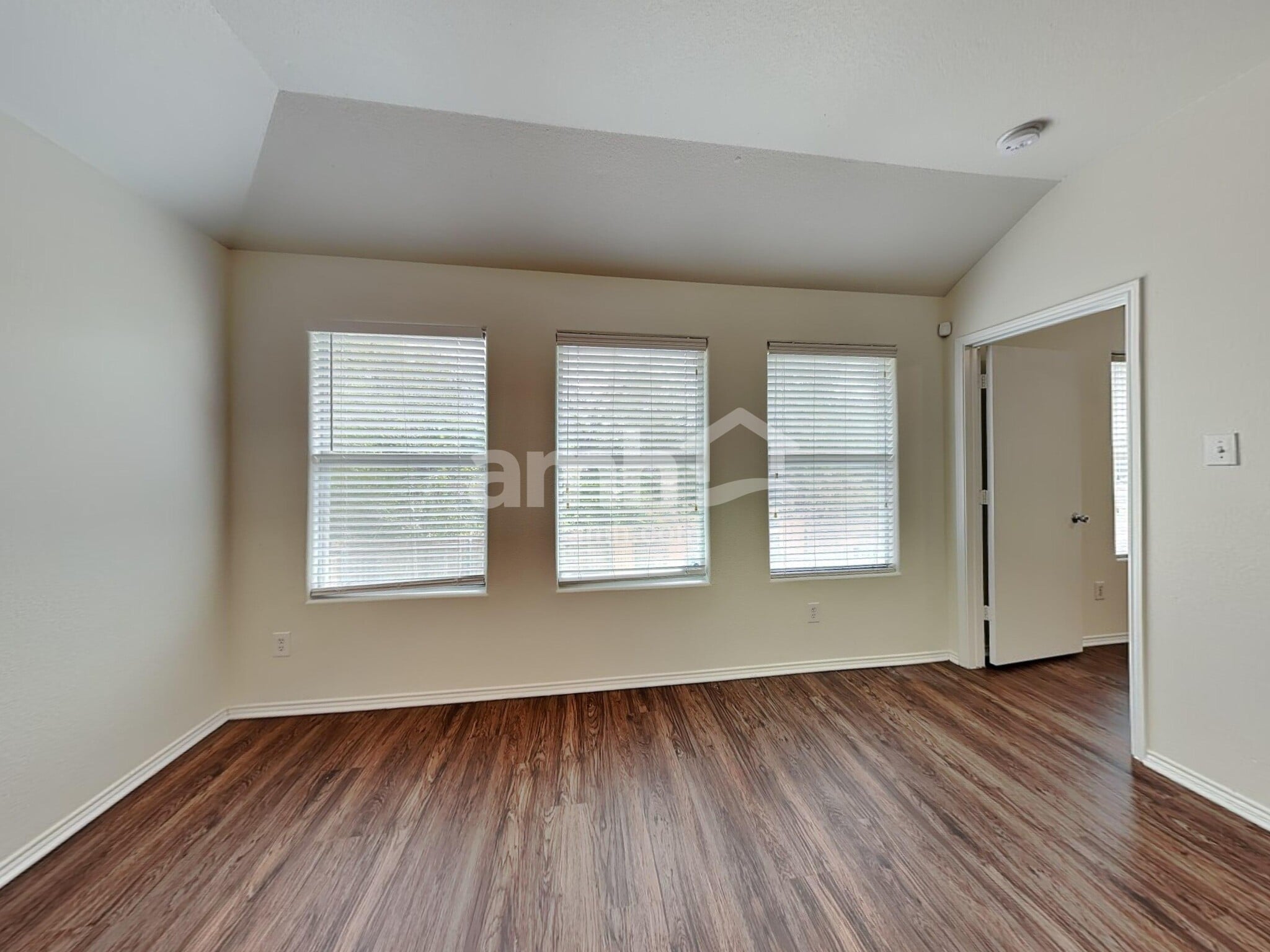 Building Photo - 1768 Nina Dr