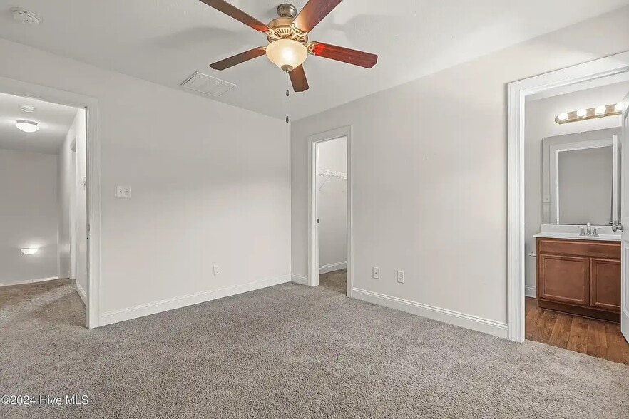 Building Photo - 125 W Murrow Ln