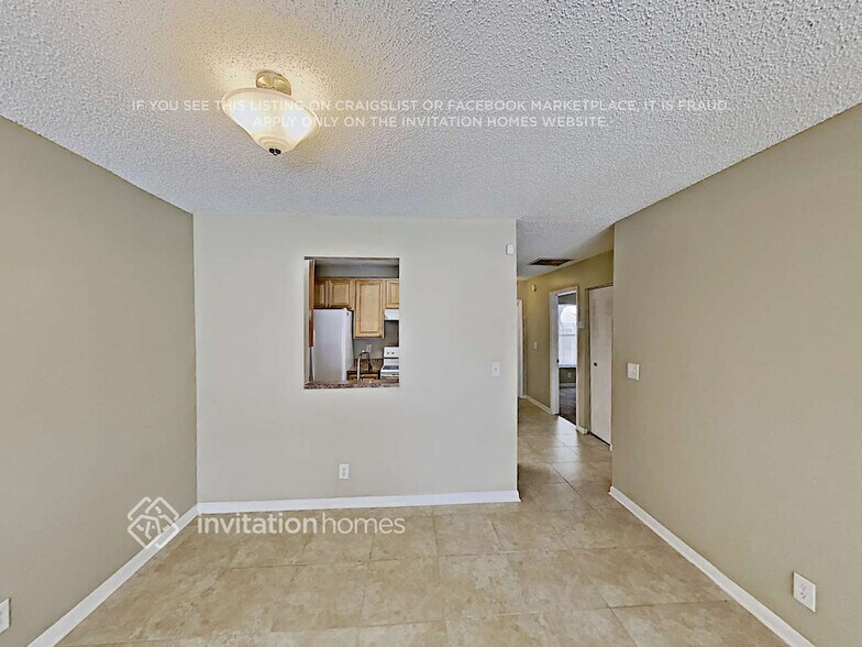 Building Photo - 5187 Glencove Ln
