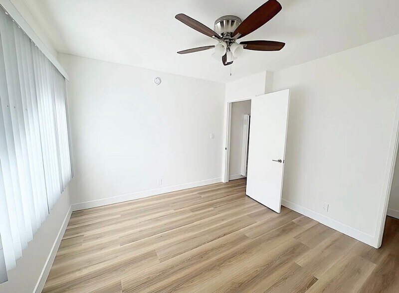 Building Photo - 4462 Murietta Ave