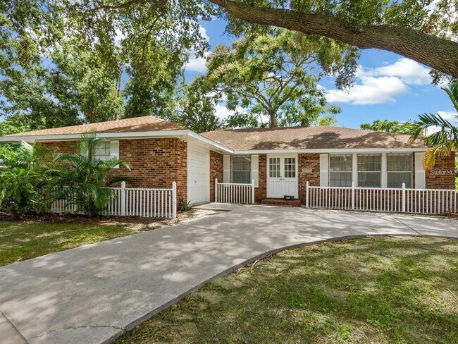 Primary Photo - 2608 Constitution Blvd