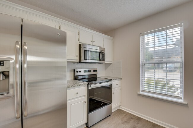 Building Photo - 513 Brians Way