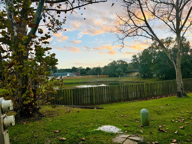 Building Photo - 138 McNeela Dr