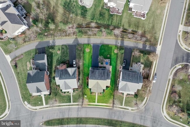 Building Photo - 23152 Evergreen Ridge Dr