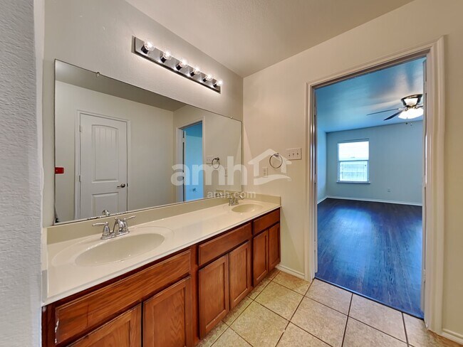 Building Photo - 2002 Wagon Trail