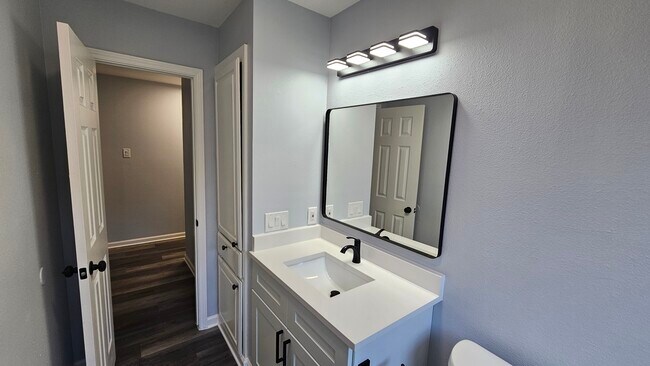 Building Photo - 263 Mooring Cir