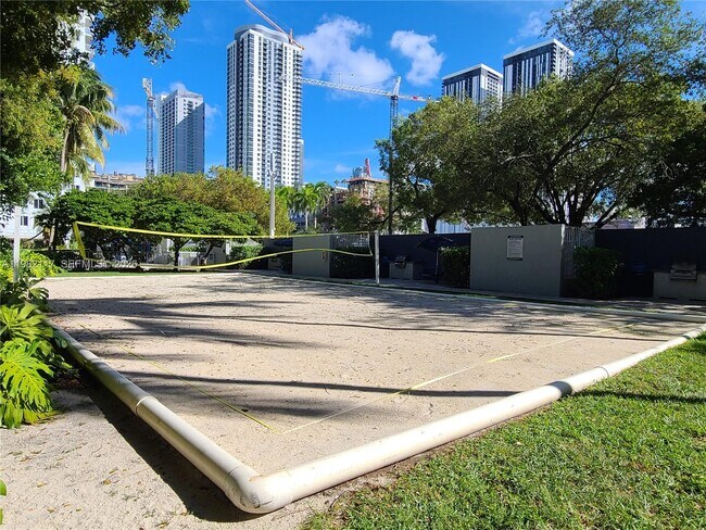 Building Photo - 850 N Miami Ave