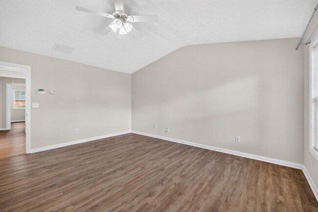 Building Photo - 4379 Annlette Dr NW