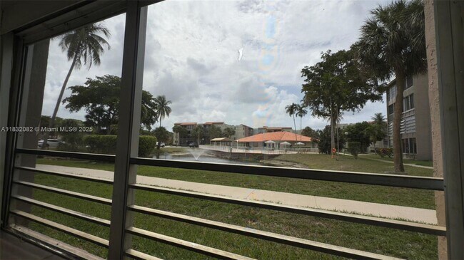 Building Photo - 1800 SW 81st Ave