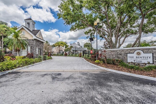 Building Photo - 3261 Haviland Ct