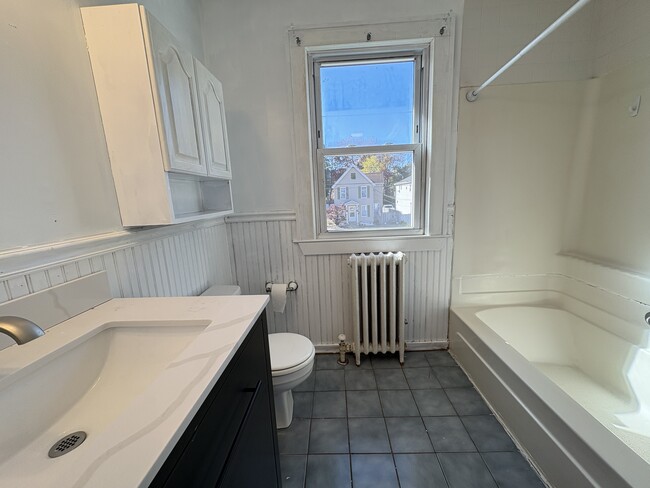 Building Photo - 273 Peck Ave