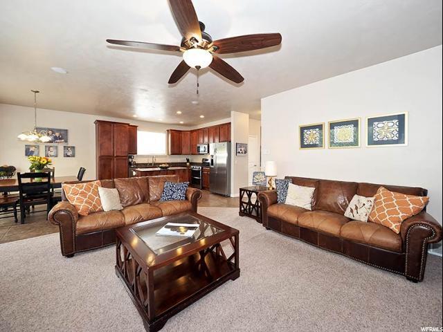 Building Photo - Beautiful 6-Bedroom Riverton House