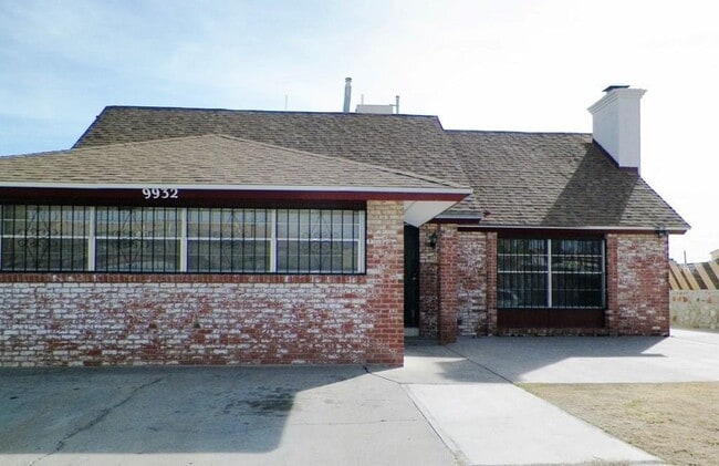 Primary Photo - 9932 Agena Ln