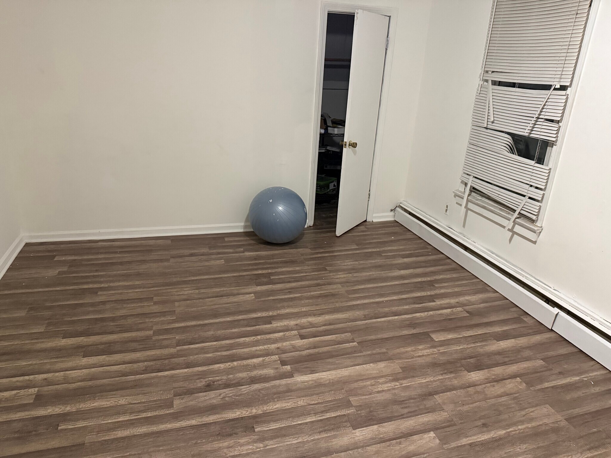 Living room - 13 S 1st St