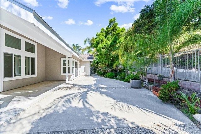 Building Photo - 334 Moonstone Bay Dr