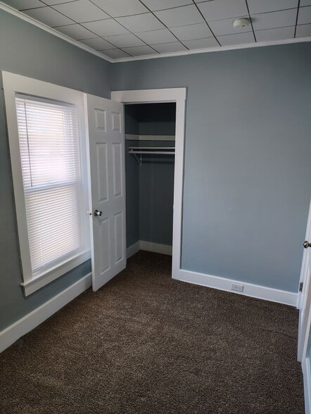 Building Photo - 20 Averill St